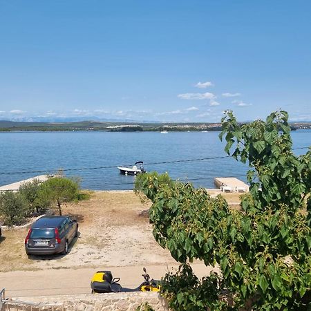 Apartment Lana Pašman Εξωτερικό φωτογραφία