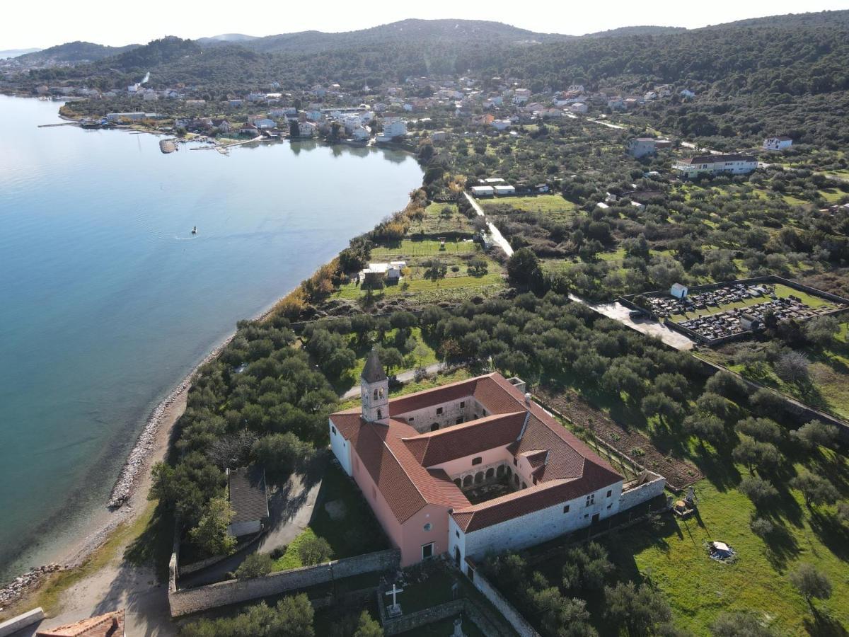 Apartment Lana Pašman Εξωτερικό φωτογραφία