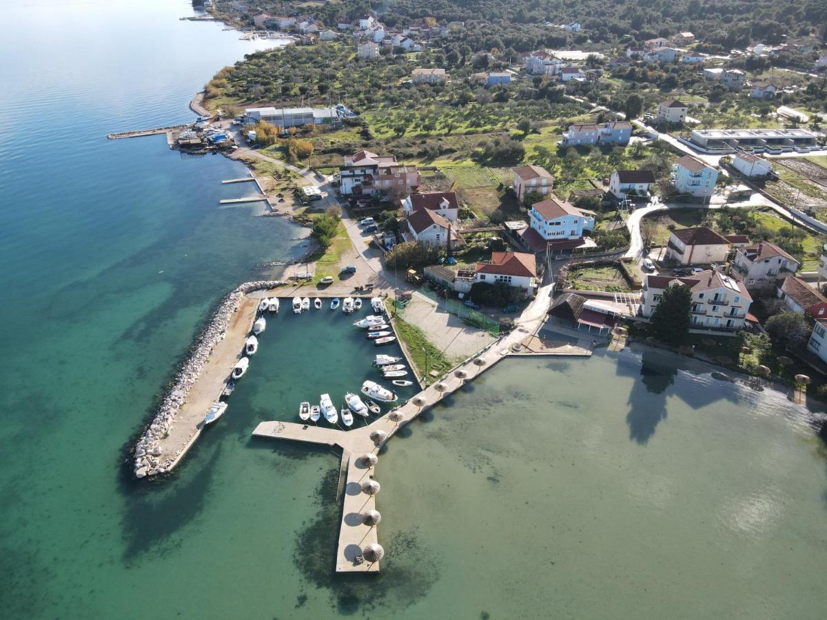 Apartment Lana Pašman Εξωτερικό φωτογραφία