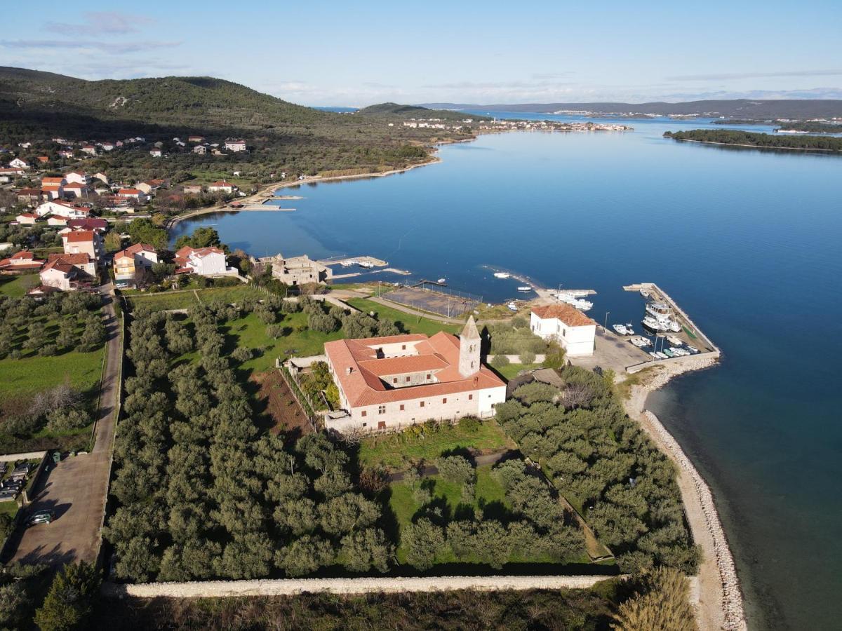 Apartment Lana Pašman Εξωτερικό φωτογραφία