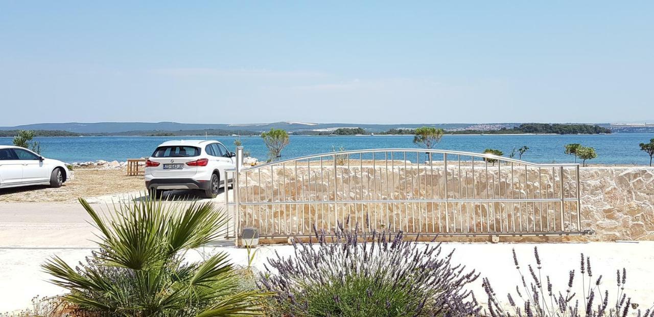 Apartment Lana Pašman Εξωτερικό φωτογραφία