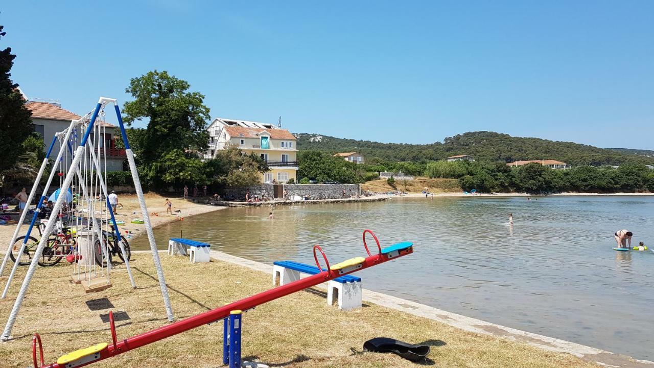 Apartment Lana Pašman Εξωτερικό φωτογραφία
