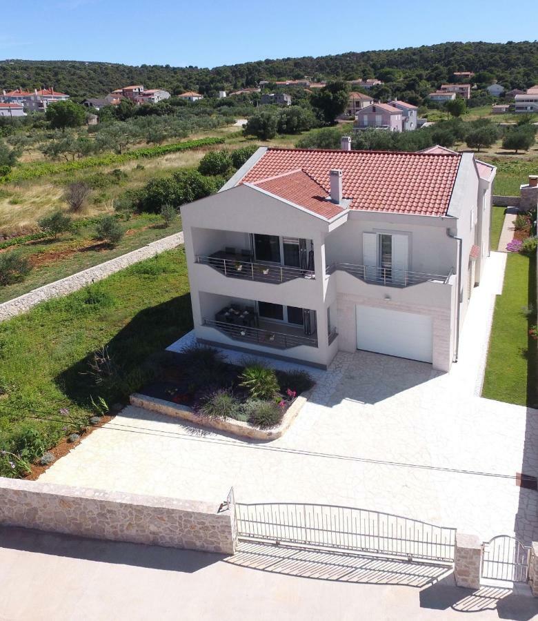 Apartment Lana Pašman Εξωτερικό φωτογραφία
