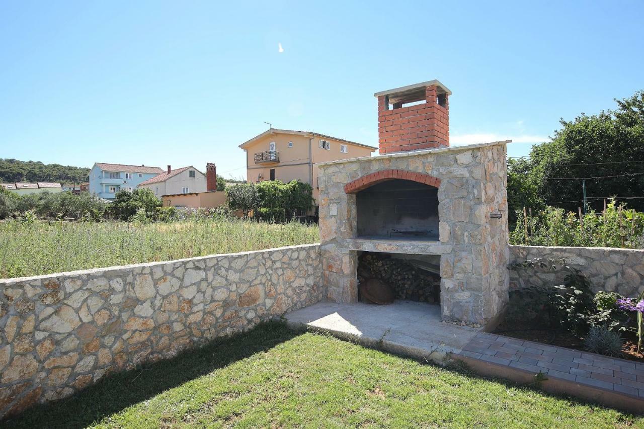 Apartment Lana Pašman Εξωτερικό φωτογραφία