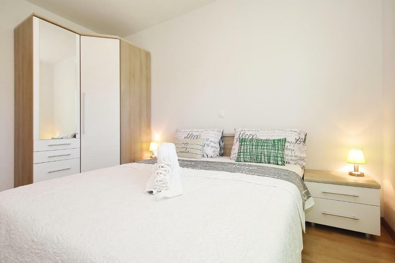 Apartment Lana Pašman Εξωτερικό φωτογραφία